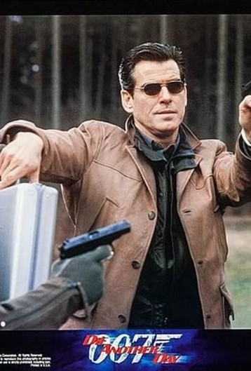   007: ,   , 2002